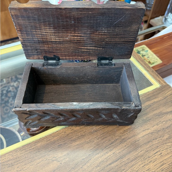 Rustic Wooden Decorative Box - Picture 3 of 4